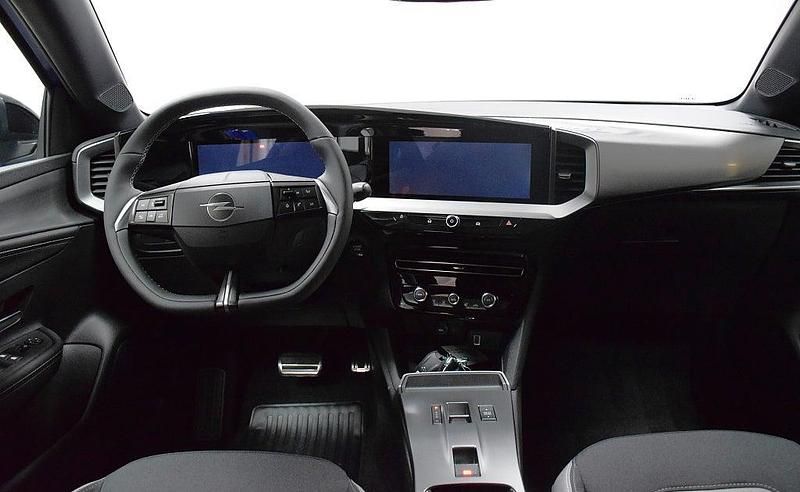 Begagnad Opel Mokka 131 HK (96 kW) 2024 Svart SUV