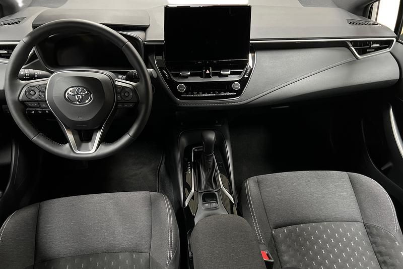 Begagnad Toyota Corolla Active 141 HK (103 kW) 2025 Grå Kombi