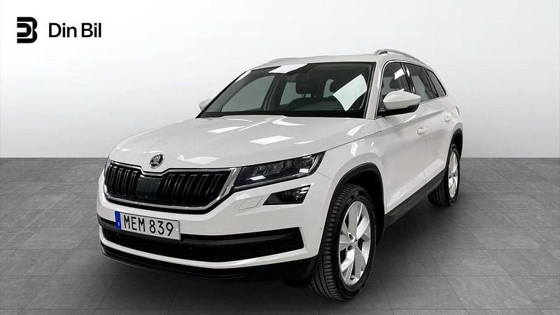 Vit Begagnad 2017 Skoda Kodiaq Style SUV | 199 900 kr (Bra pris) - Bild 1/4