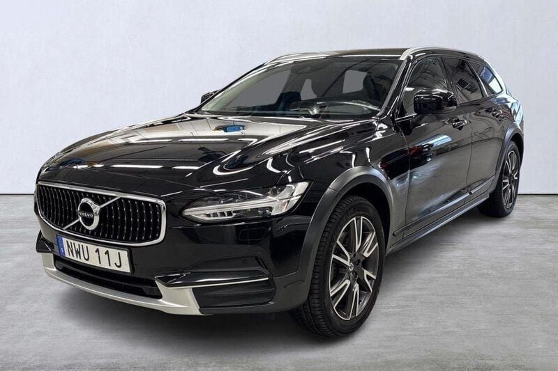 Svart Begagnad 2019 Volvo V90 CC SE Kombi | 275 000 kr (Marknadspris) - Bild 1/4