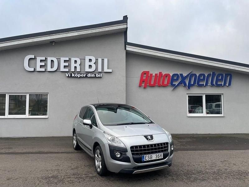 Grå Begagnad 2013 Peugeot 3008 Kombi | 62 900 kr (Bra pris) - Bild 1/4