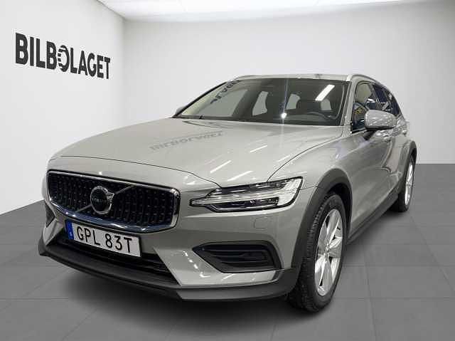 Begagnad 2024 Volvo V60 CC Kombi | 384 800 kr (Superpris) - Bild 1/4