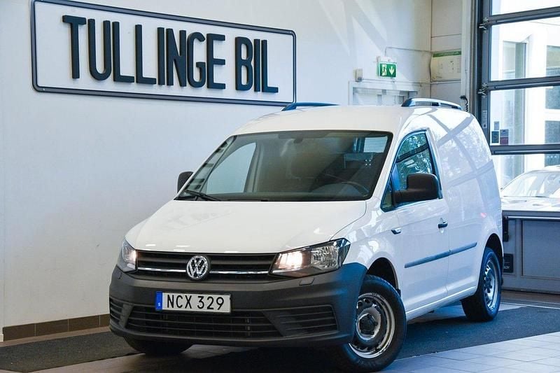 Vit Begagnad 2018 VW Caddy Minibuss | 179 900 kr (Lite dyr) - Bild 1/4