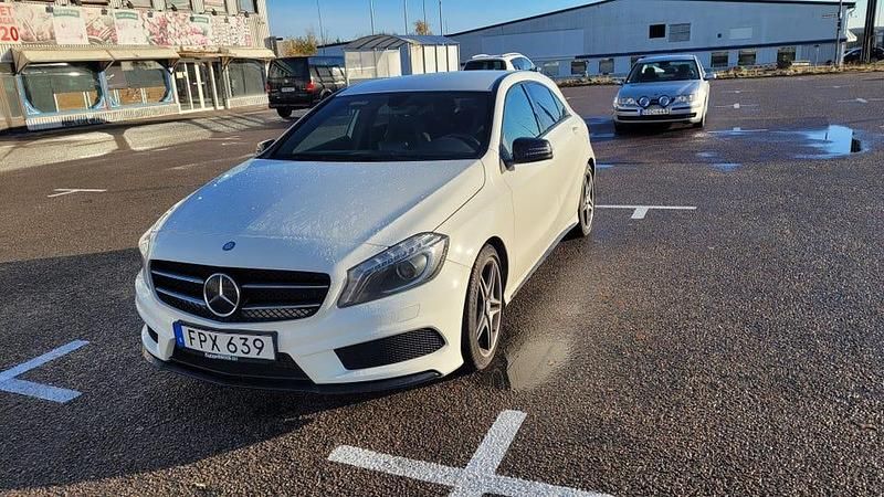Begagnad 2015 Mercedes A180 | 110 000 kr (Marknadspris) - Bild 1/4