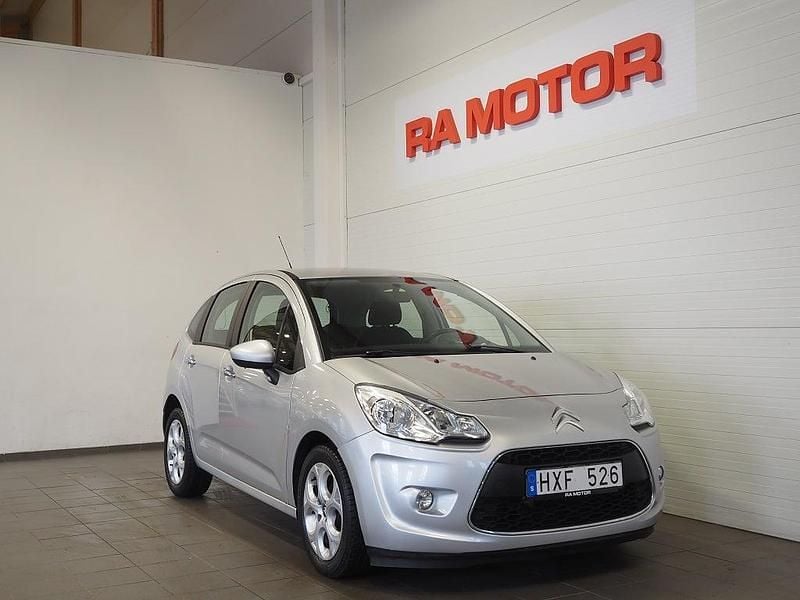 Silver Begagnad 2012 Citroën C3 Halvkombi | 54 900 kr (Marknadspris) - Bild 1/3