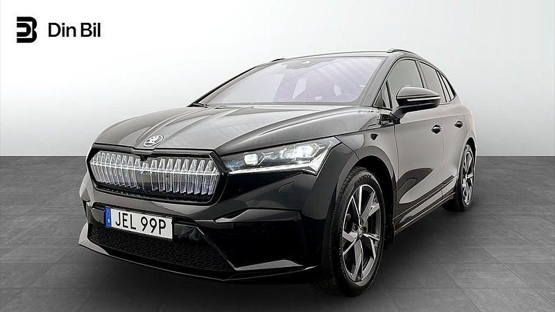 Svart Begagnad 2023 Skoda Enyaq iV SportLine SUV | 459 900 kr (Marknadspris) - Bild 1/4