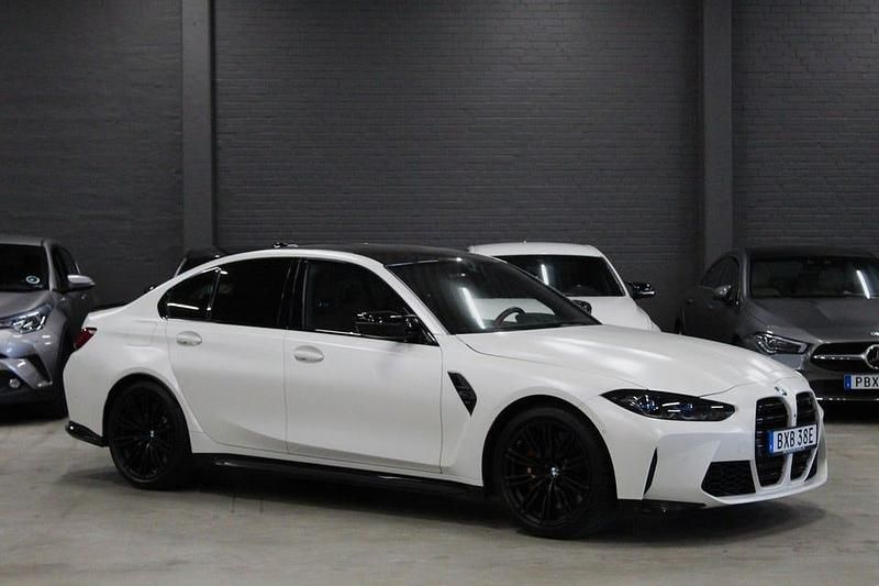 Vit Begagnad 2022 BMW M3 Competition Edition Sedan | 819 900 kr (Superpris) - Bild 1/4