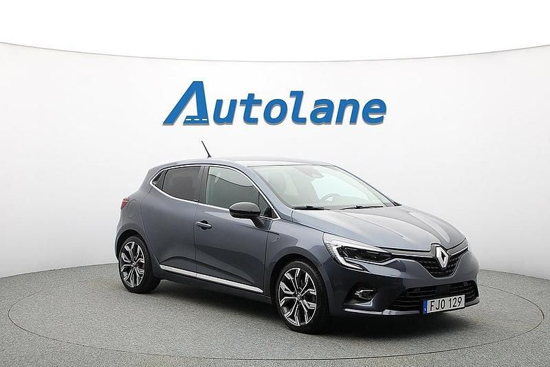 Grå Begagnad 2021 Renault Clio V | 169 900 kr - Bild 1/3