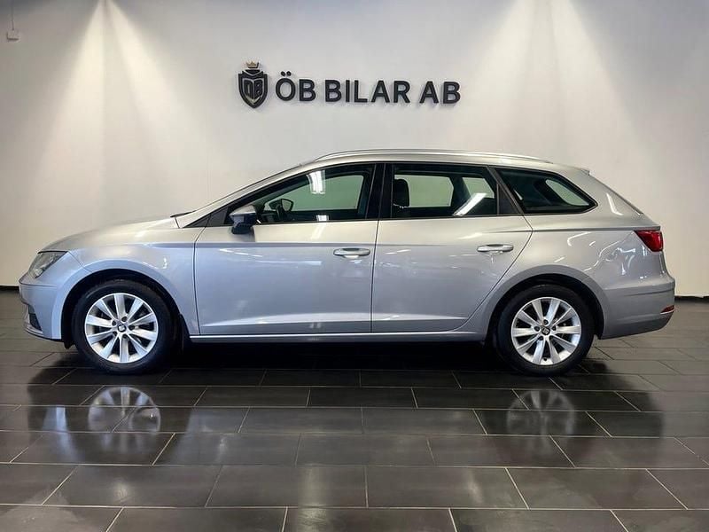 Begagnad Seat Leon ST 131 HK (96 kW) 2020 Silver Kombi