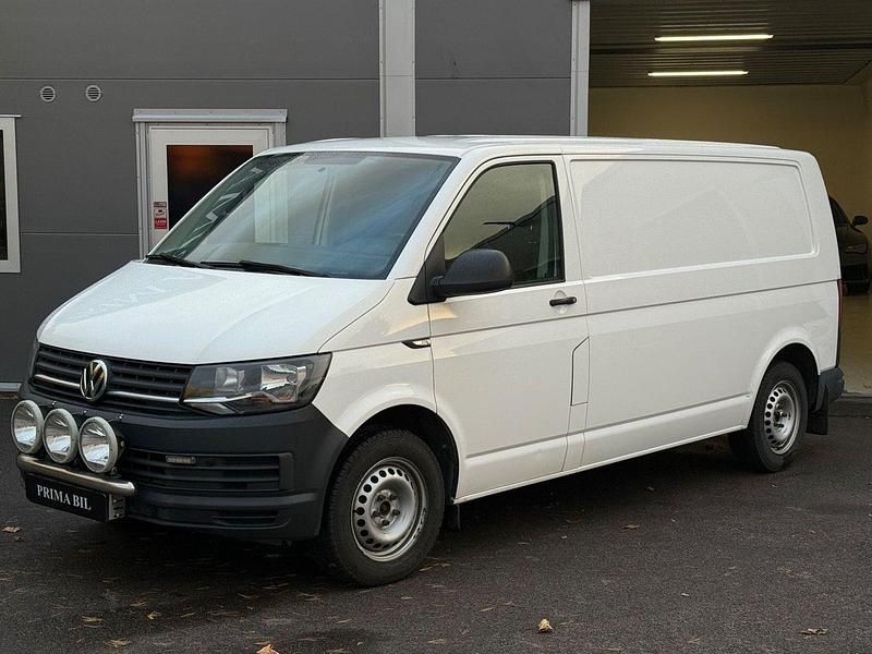 Vit Begagnad 2016 VW T6 Van | 169 900 kr (Lite dyr) - Bild 1/4