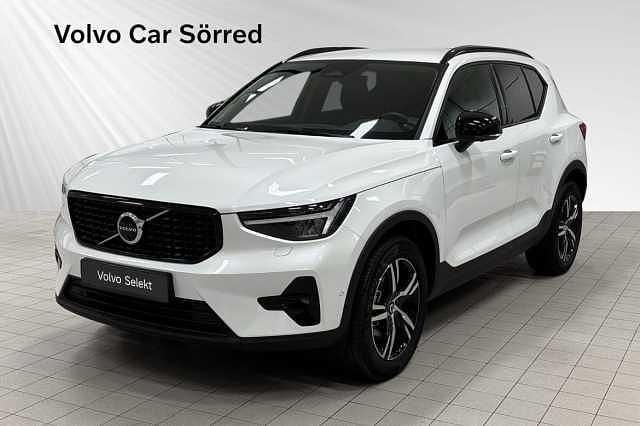 Begagnad 2025 Volvo XC40 SUV | 389 900 kr (Marknadspris) - Bild 1/3