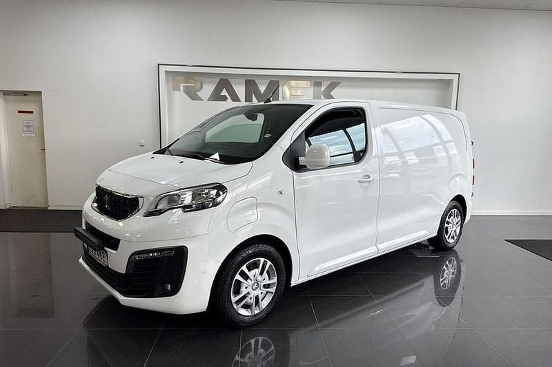 Begagnad Peugeot e-Expert 100 kW (136 HK) 2022 Vit Van