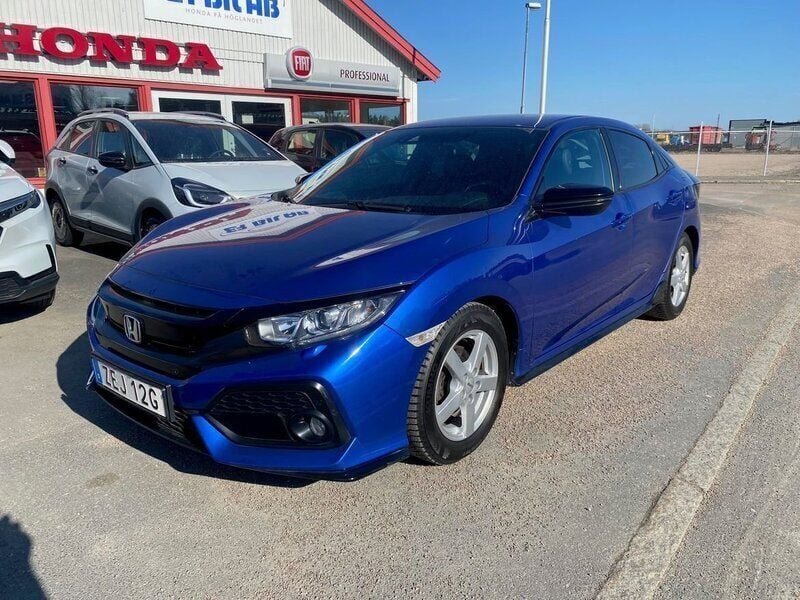 Blå Begagnad 2019 Honda Civic Halvkombi | 197 900 kr (Marknadspris) - Bild 1/4