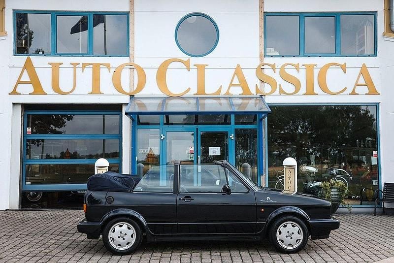Midnight blue pearl Begagnad 1991 VW Golf Cabriolet Edition Cab | 129 000 kr - Bild 1/4