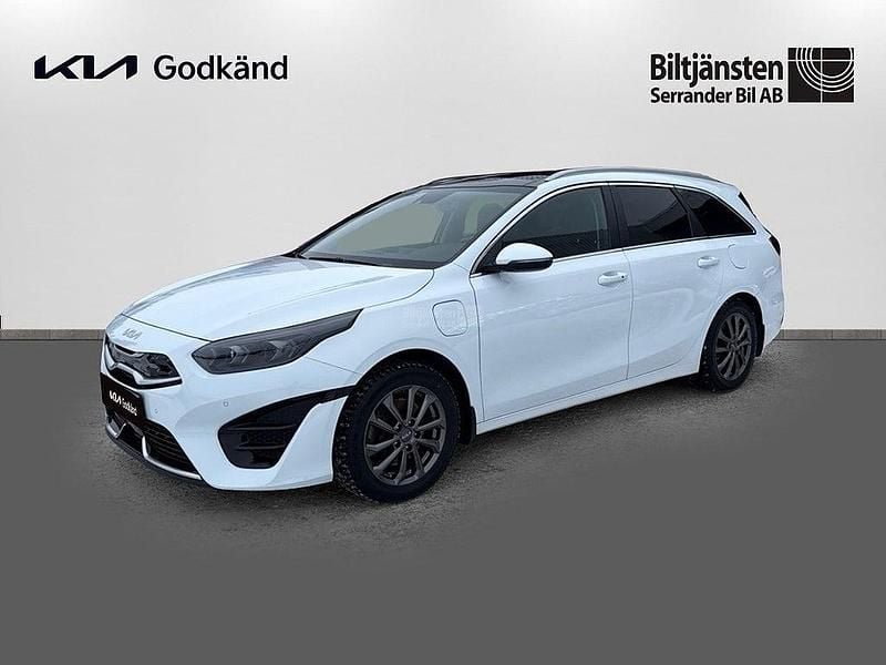 Vit Begagnad 2022 Kia Ceed Sportswagon Advance Kombi | 299 900 kr (Dyr) - Bild 1/4