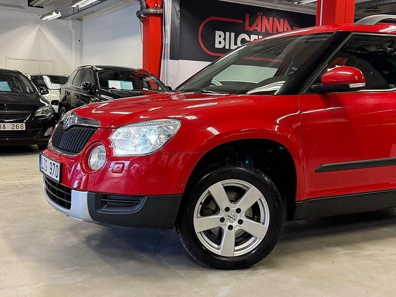 Begagnad Skoda Yeti 122 HK (89 kW) 2011 Röd SUV