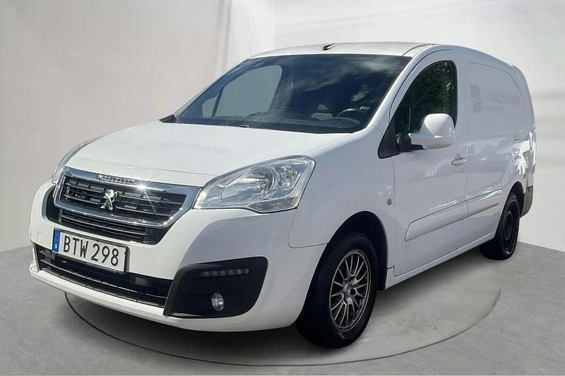 Vit Begagnad 2015 Peugeot Partner Minibuss | 60 000 kr (Marknadspris) - Bild 1/4