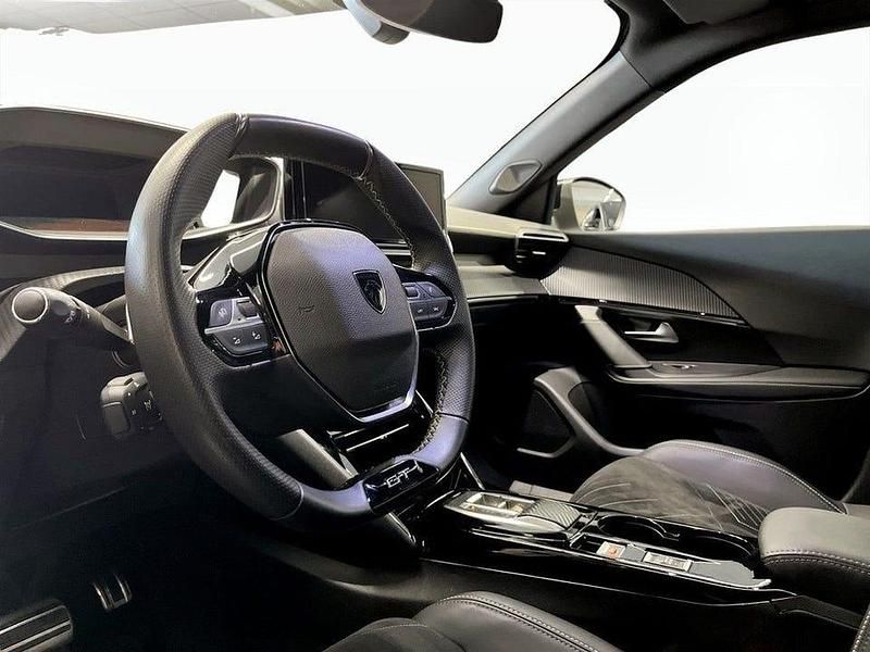 Begagnad Peugeot 2008 GTi 131 HK (96 kW) 2024 Vit SUV
