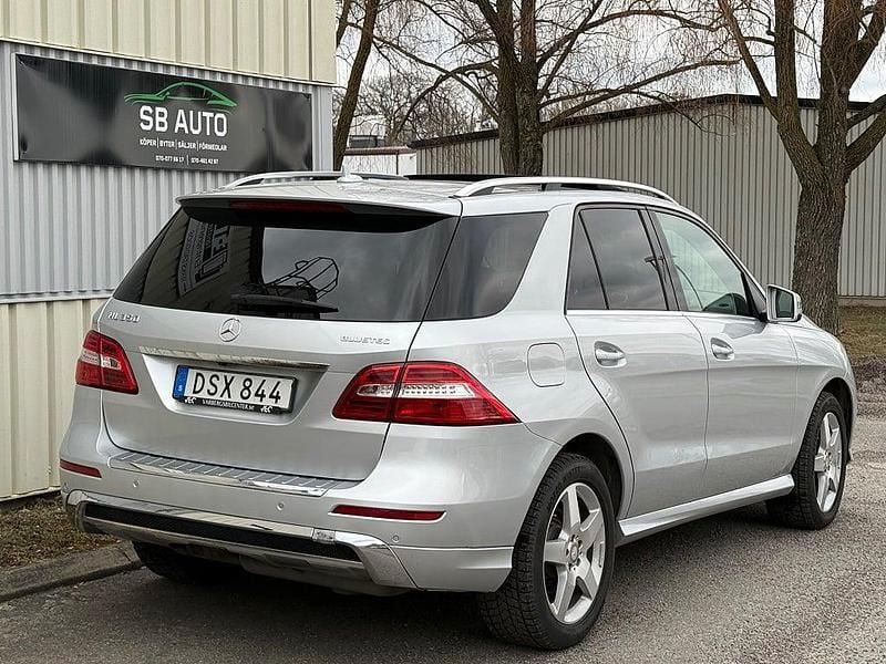 Begagnad Mercedes ML350 AMG line 258 HK (189 kW) 2015 Silver SUV
