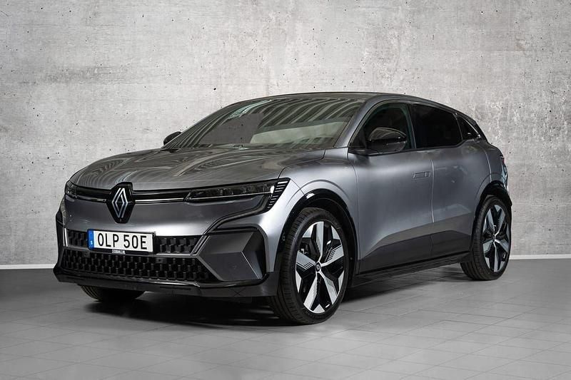Grå Begagnad 2024 Renault Mégane Techno Halvkombi | 399 000 kr (Dyr) - Bild 1/4