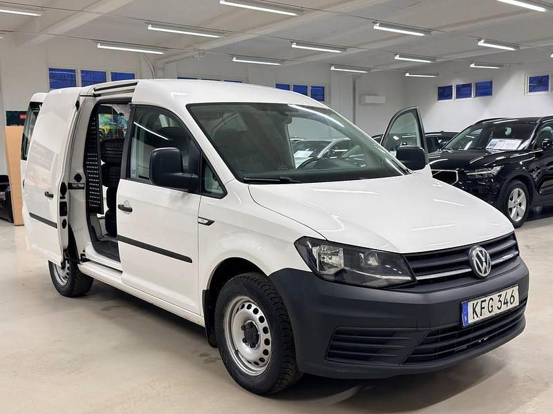 Begagnad VW Caddy 75 HK (55 kW) 2017 Vit Minibuss