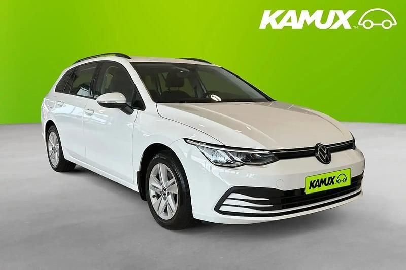 Vit Begagnad 2021 VW Golf VIII Kombi | 179 800 kr (Bra pris) - Bild 1/4