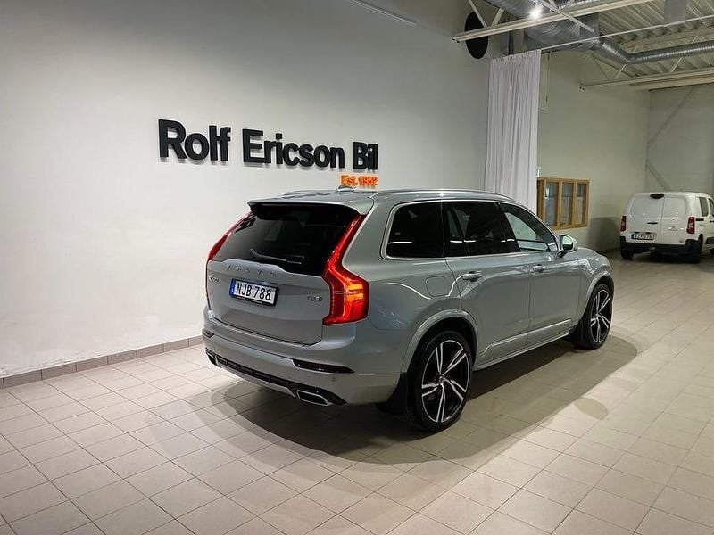 Begagnad Volvo XC90 R-Design 412 HK (303 kW) 2017 Silver SUV