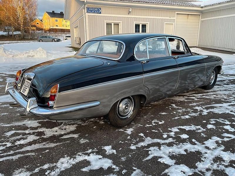 Begagnad Jaguar 420 1970 Sedan