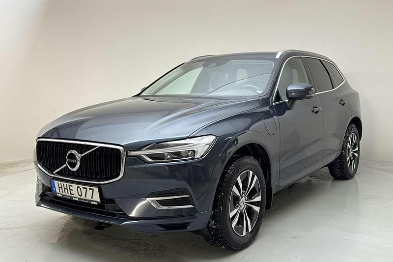 Mörkblå Begagnad 2020 Volvo XC60 SUV | 314 900 kr (Superpris) - Bild 1/4