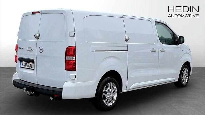 Begagnad Opel Vivaro 144 HK (105 kW) 2022 Vit Minibuss