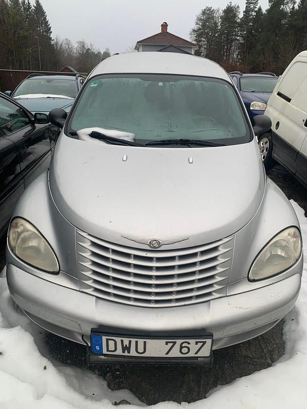 Begagnad Chrysler PT Cruiser 121 HK (88 kW) 2004 Halvkombi