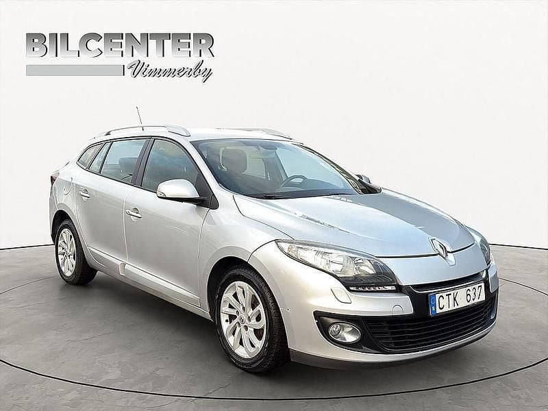 Silver Begagnad 2013 Renault Mégane GrandTour Kombi | 64 500 kr (Marknadspris) - Bild 1/4