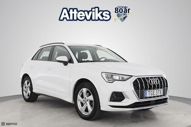 Vit Begagnad 2019 Audi Q3 Proline SUV | 264 000 kr (Marknadspris) - Bild 1/3