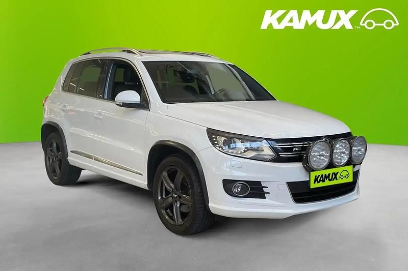 Vit Begagnad 2016 VW Tiguan SUV | 164 800 kr (Marknadspris) - Bild 1/4