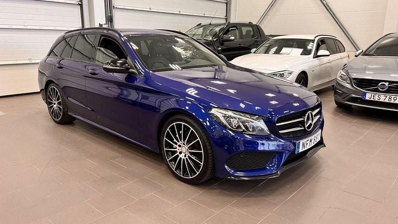 Blå Begagnad 2016 Mercedes C220 AMG Kombi | 197 900 kr (Marknadspris) - Bild 1/4