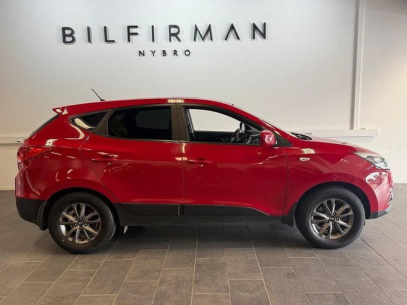Röd Begagnad 2013 Hyundai ix35 Select SUV | 109 900 kr (Marknadspris) - Bild 1/4