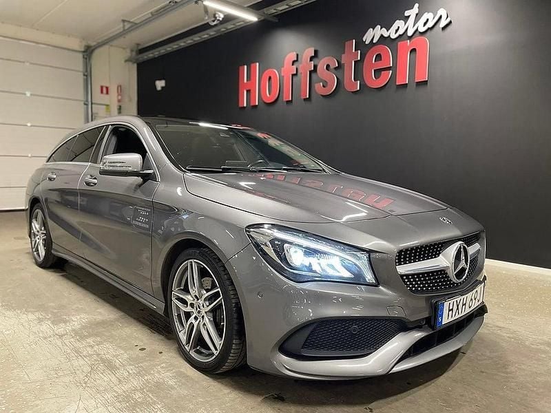 Mörkgrå (grå) Begagnad 2019 Mercedes CLA200 Shooting Brake AMG Kombi | 219 900 kr (Marknadspris) - Bild 1/4