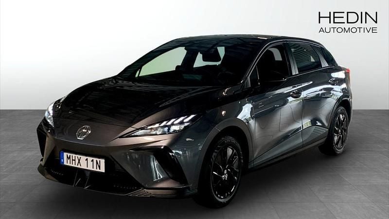 Grå (grey) Begagnad 2022 MG MG4 EV Halvkombi | 249 900 kr - Bild 1/4