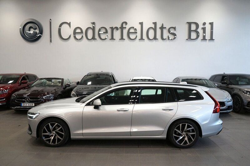 Silver Begagnad 2018 Volvo V60 Momentum Kombi | 229 900 kr (Marknadspris) - Bild 1/3