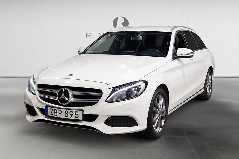 Vit Begagnad 2017 Mercedes C180 Avantgarde Kombi | 189 800 kr (Bra pris) - Bild 1/3