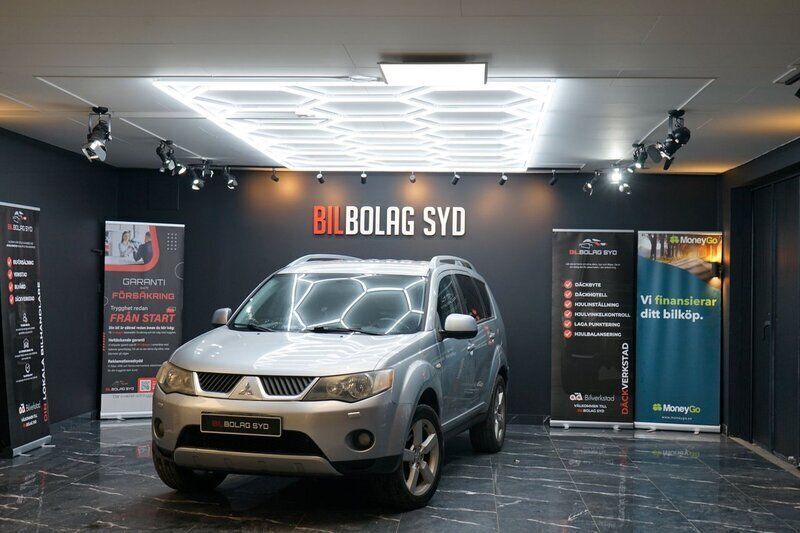 Silver Begagnad 2008 Mitsubishi Outlander SUV | 74 500 kr (Marknadspris) - Bild 1/2