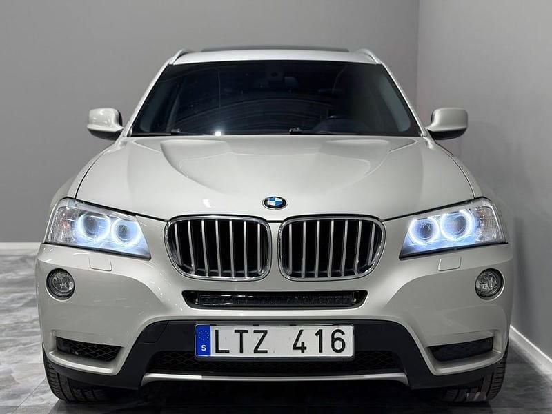 Begagnad BMW X3 M Sport 258 HK (189 kW) 2011 Ljusgrå SUV