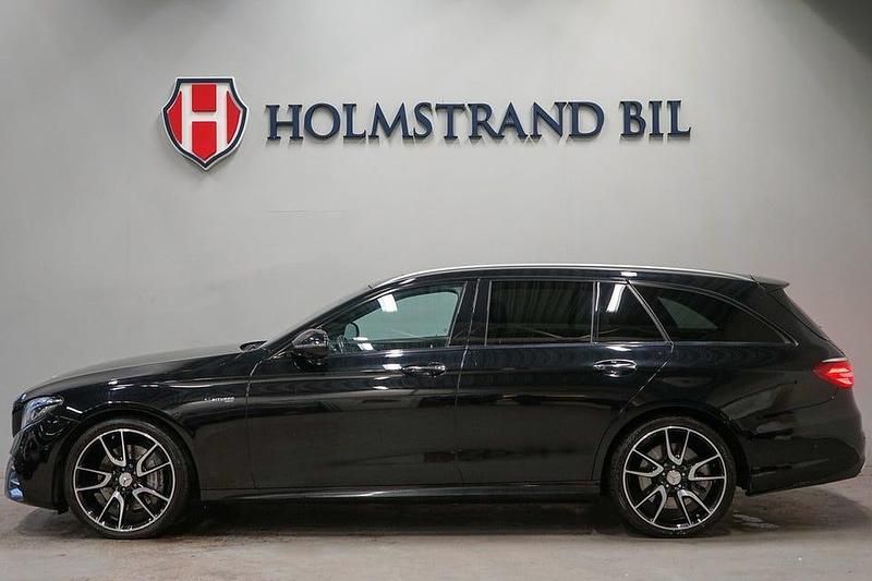 Svart Begagnad 2017 Mercedes E43 AMG AMG Sedan | 394 900 kr - Bild 1/4