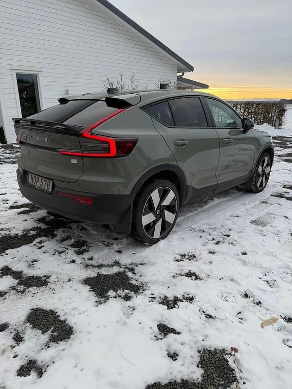 Begagnad Volvo EC40 Ultimate 300 kW (408 HK) 2024 SUV