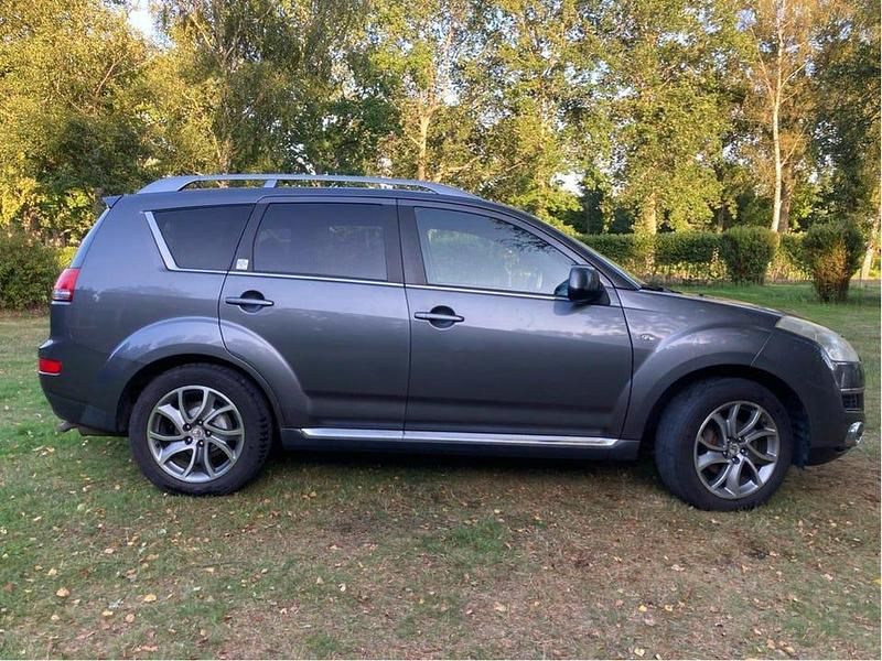 Grå Begagnad 2008 Citroën C-Crosser SUV | 39 000 kr - Bild 1/4