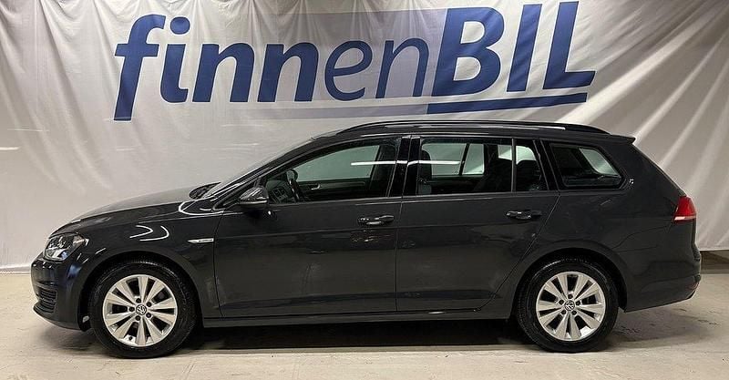 Mörkgrå Begagnad 2015 VW Golf VII Kombi | 79 500 kr (Bra pris) - Bild 1/4