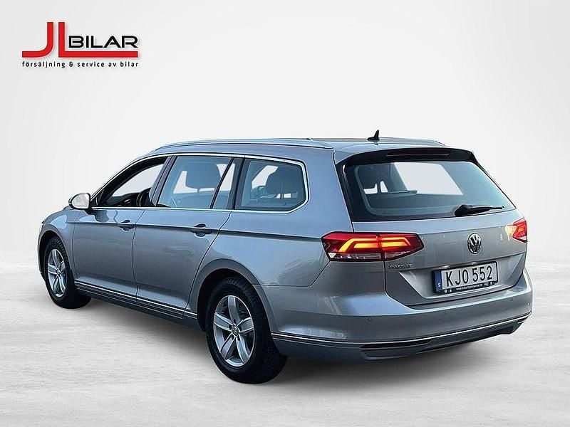 Begagnad VW Passat 151 HK (111 kW) 2019 Silver Kombi