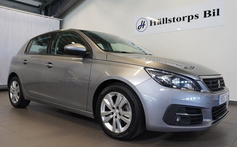 Grå Begagnad 2017 Peugeot 308 Active Halvkombi | 139 900 kr (Marknadspris) - Bild 1/4