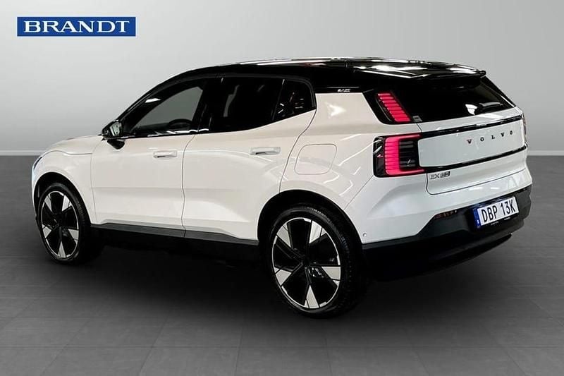 Begagnad Volvo EX30 Performance 319 kW (434 HK) 2025 Vit SUV