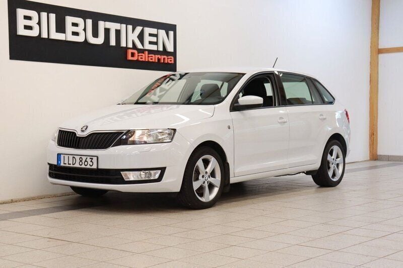 Vit Begagnad 2014 Skoda Rapid Halvkombi | 99 500 kr (Marknadspris) - Bild 1/4